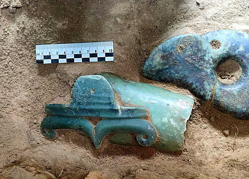 China finds jade dragons used in ancient rituals